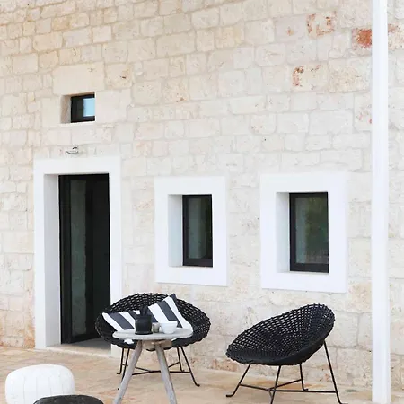 וילה With Pool At Ostuni קרוביניו
