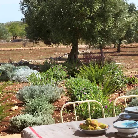 With Pool At Ostuni * كاروفينيو