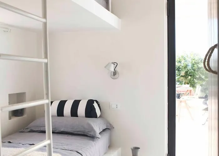 With Pool At Ostuni וילה