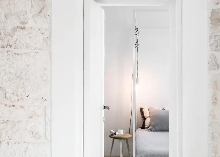 With Pool At Ostuni וילה *