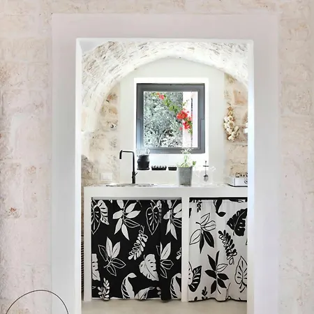 With Pool At Ostuni *