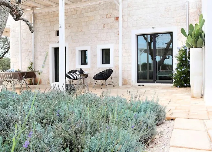With Pool At Ostuni *